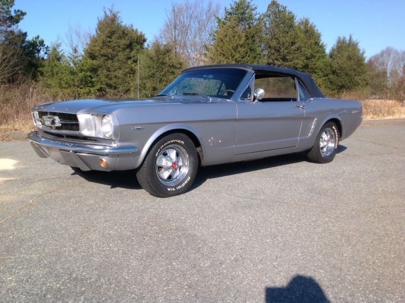 1965 ford mustang