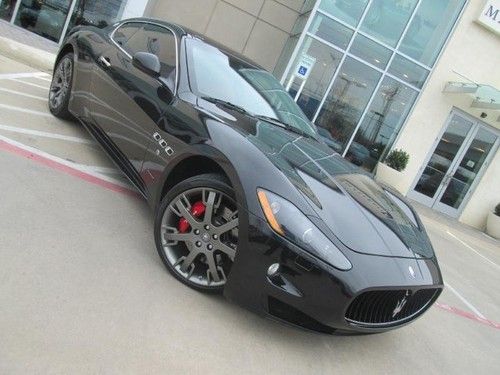 Clean, maserati s mc shift, alcantara headliner, red calipers