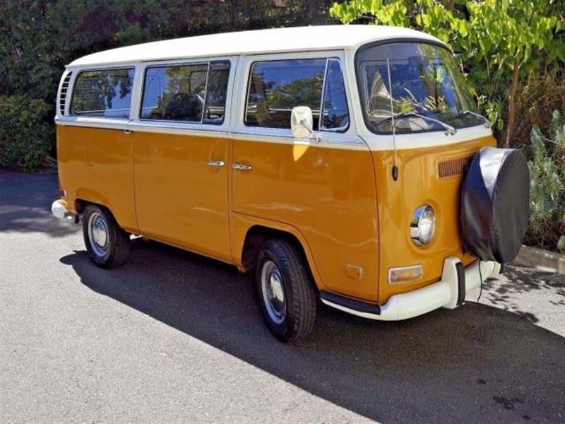 1971 volkswagen bus/vanagon t2 with chrome accents