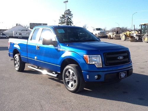 2013 ford f-150 2wd supercab 145 stx