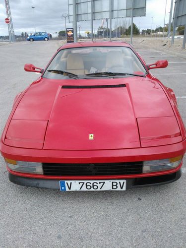 Ferrari testarossa 1986