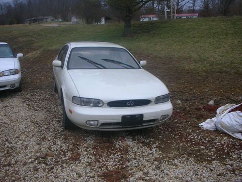 1997 infiniti j30 base sedan 4-door 3.0l