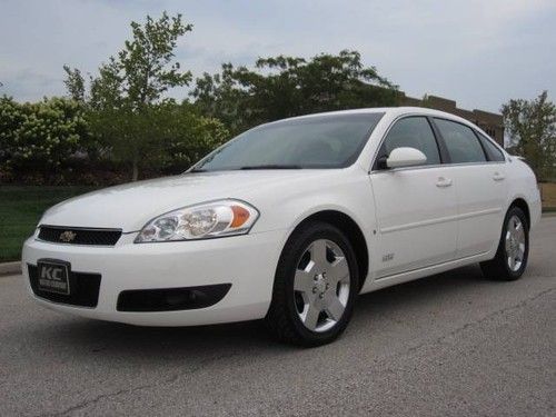 Loaded w/ heated leather s/r bose spoiler 5.3l v8 and much more! immaculate!