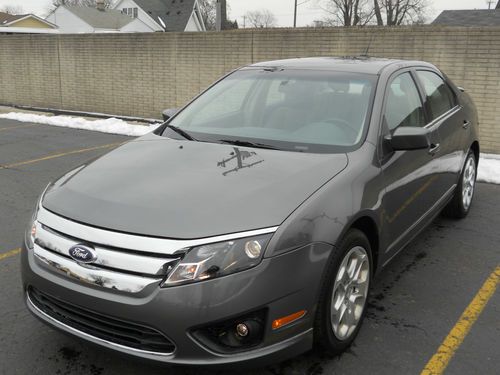 2011 ford fusion se sedan 4-door 2.5l