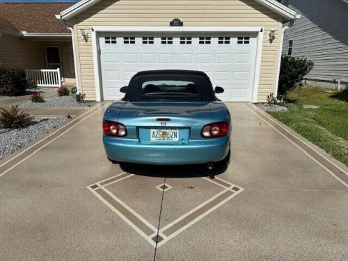 2002 mazda mx-5 miata base