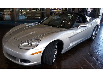 Excellent low mile 2008 corvette 3lt chromes z51 npp exhaust two tone seats auto