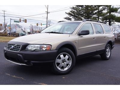 2004 volvo xc70 cross country , turbo,  heated seats, highway miles no reserve !