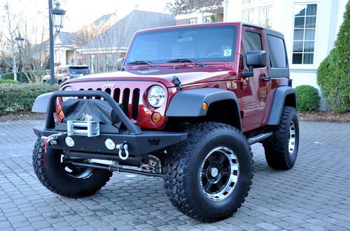 Jeep wrangler ** tons of extras**  perfect!