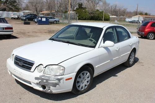 2005 kia optima runs and drives great some body damage