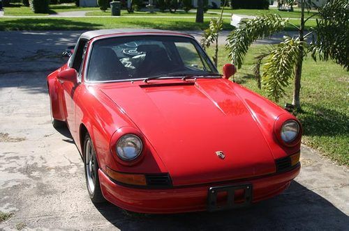 1970 porsche 911 t 2.2l with removable targa top