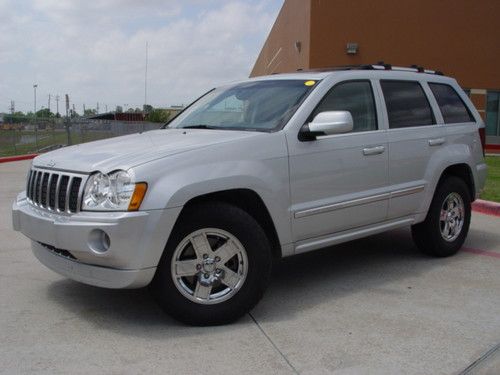 3.0l diesel navigation back up camera overland edition sun roof only 93k miles