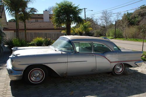 1957 oldsmobile super 88 4-door