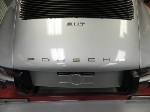 Silver 1971 porsche 911t targa