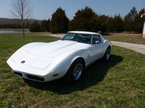 1974 corvette stingray, 350 l-82 motor.  just two owners!  runs and drives great