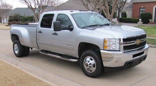 2011 chevrolet silverado  3500 2wd lt dually  duramax 84k miles