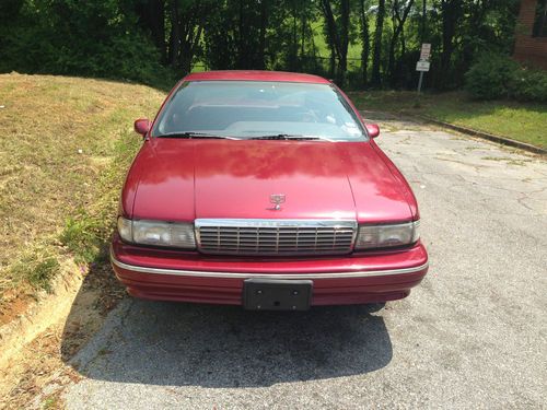 1993 chevrolet caprice classic ls sedan 4-door 5.0l