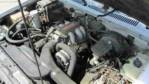 1993 Chevrolet S10 Blazer Tahoe Sport Utility 4-Door 4.3L, image 5