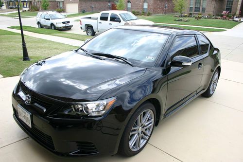 2013 scion tc base coupe 2-door 2.5l          take over lease option