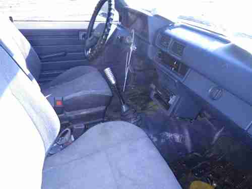 1987 TOYOTA STANDARD CAB PICK UP, image 5