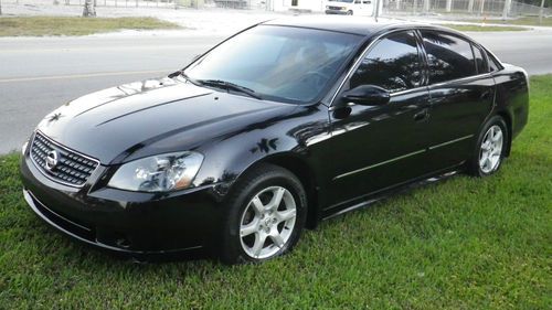 2005 nissan altima s sedan 4-door 2.5l