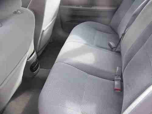 2002 Ford Taurus Sedan, image 8