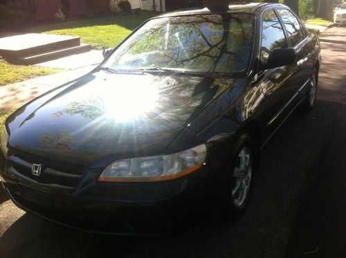 No reserve! 2000 honda accord se/special edition sedan 4 cyl automatic supperb!!
