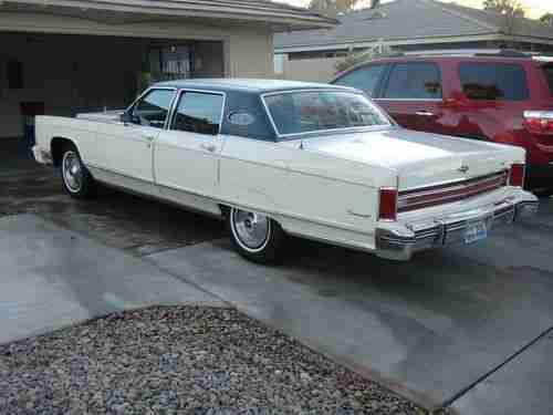 1975 LINCOLN CONTINENTAL 4 DOOR PILLARED HARDTOP, image 2