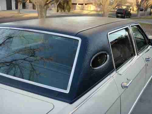 1975 LINCOLN CONTINENTAL 4 DOOR PILLARED HARDTOP, image 6