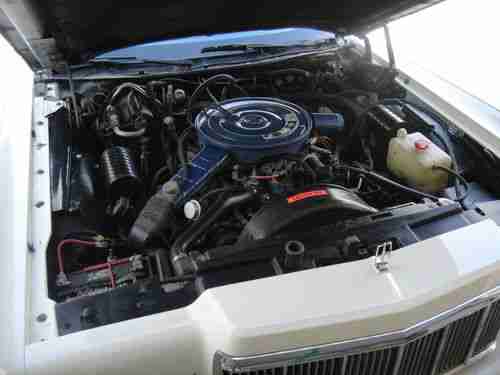 1975 LINCOLN CONTINENTAL 4 DOOR PILLARED HARDTOP, image 18