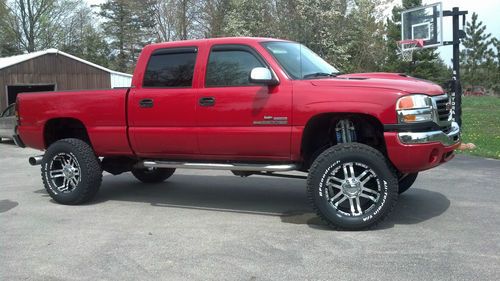 2007 gmc 2500 classic low mile lbz duramax, banks, cst 6" lift, fox shocks wow!