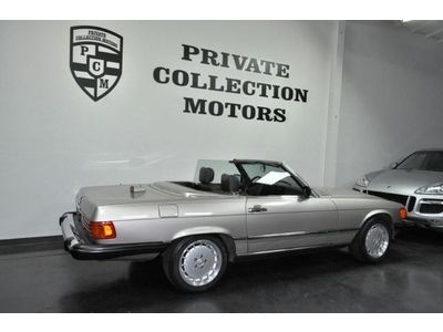 560SL* 73K MILES* BOTH TOPS* 1 OWNER CALIFORNIA CAR* BOOKS* 85 86 87 88 89, US $15,888.00, image 13