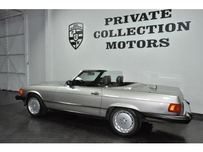 560SL* 73K MILES* BOTH TOPS* 1 OWNER CALIFORNIA CAR* BOOKS* 85 86 87 88 89, US $15,888.00, image 14