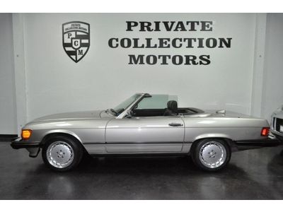 560SL* 73K MILES* BOTH TOPS* 1 OWNER CALIFORNIA CAR* BOOKS* 85 86 87 88 89, US $15,888.00, image 15