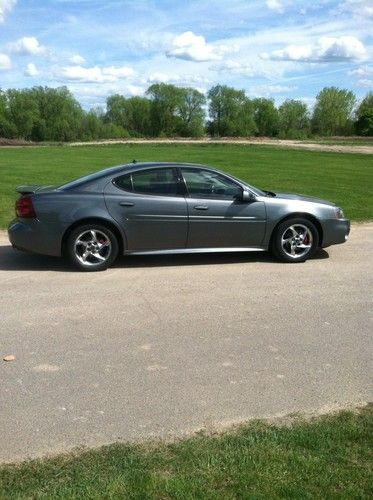 2004 pontiac grand prix gtp competition group