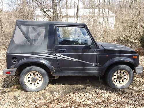 1991 black suzuki samurai 4x4