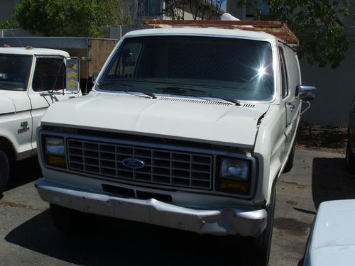 1989 ford econoline van