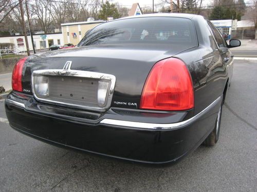 2006 lincoln town car executive l series black 2 black