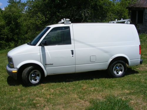 1999 gmc safari cargo van ladder rack runs great drives good and looks good