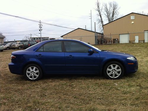 2006 mazda 6 *salvage title* light damage