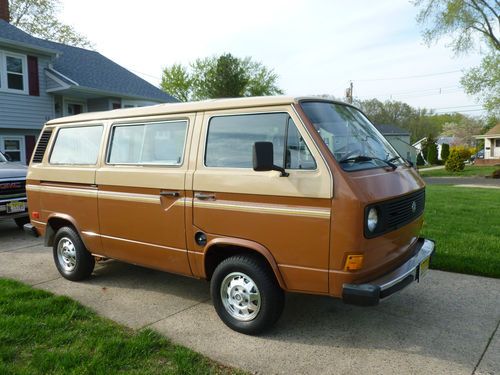 Vw vanagon 1981, brown / tan, 4-speed, 80k miles, xclnt condition, third owner