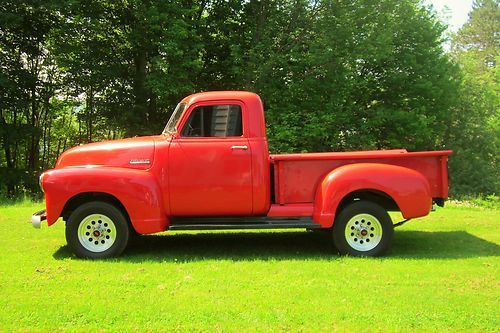 327 v-8 motor,  350 turbotransmission, solid truck, &amp; zero rust!!