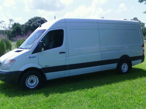 Expedite cargo van diesel high roof