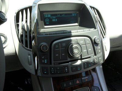 CXS 3.6L PREM SOUND LEATHER Clean CARFAX Smoke free Excellent Cond Low miles, image 16