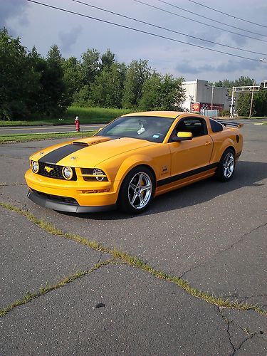 2007 ford mustang gt supercharged deluxe 15k miles coupe 2-door 4.6l show winner