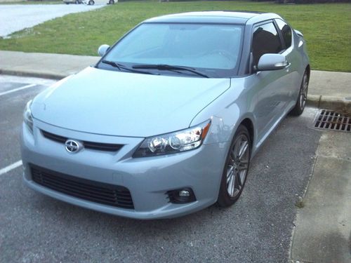 2013 scion tc, like new, perfect condition, still under warranty