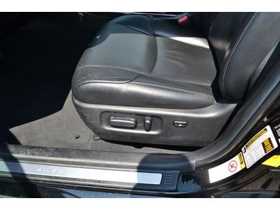 Limited 3.5L CD 12 Speakers AM/FM radio MP3 decoder Radio data system ABS brakes, image 14