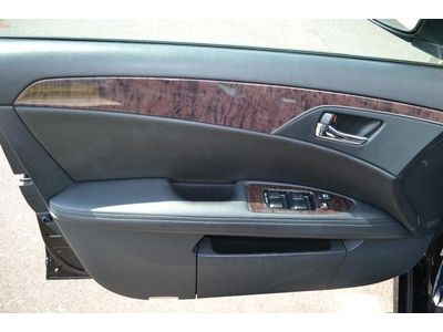 Limited 3.5L CD 12 Speakers AM/FM radio MP3 decoder Radio data system ABS brakes, image 15