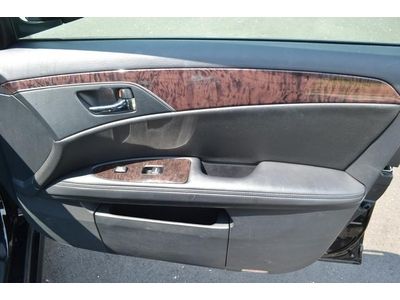 Limited 3.5L CD 12 Speakers AM/FM radio MP3 decoder Radio data system ABS brakes, image 20