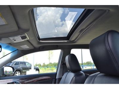 Limited 3.5L CD 12 Speakers AM/FM radio MP3 decoder Radio data system ABS brakes, image 36