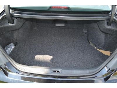 Limited 3.5L CD 12 Speakers AM/FM radio MP3 decoder Radio data system ABS brakes, image 38